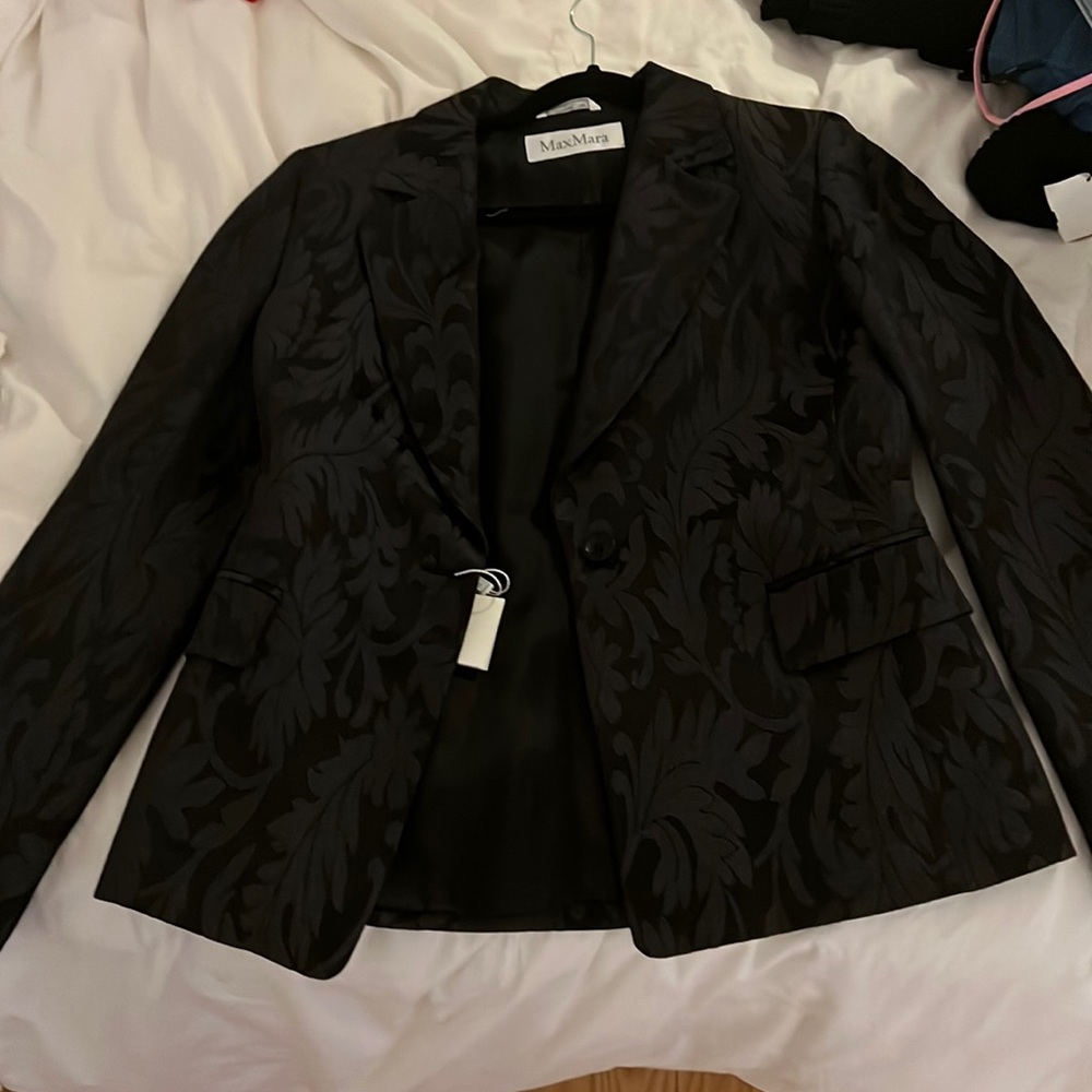 Max mara jacquard suit